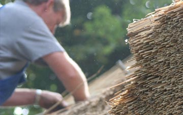 professional Tre Vaughan thatchers